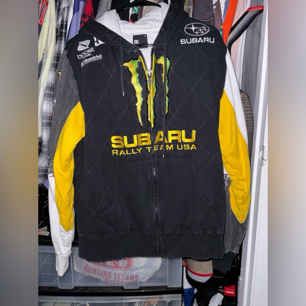(“RARE OH SO RARE”) 2004-2005 Ken Block Team Subaru zip hoodie(PacSun) Exclusive